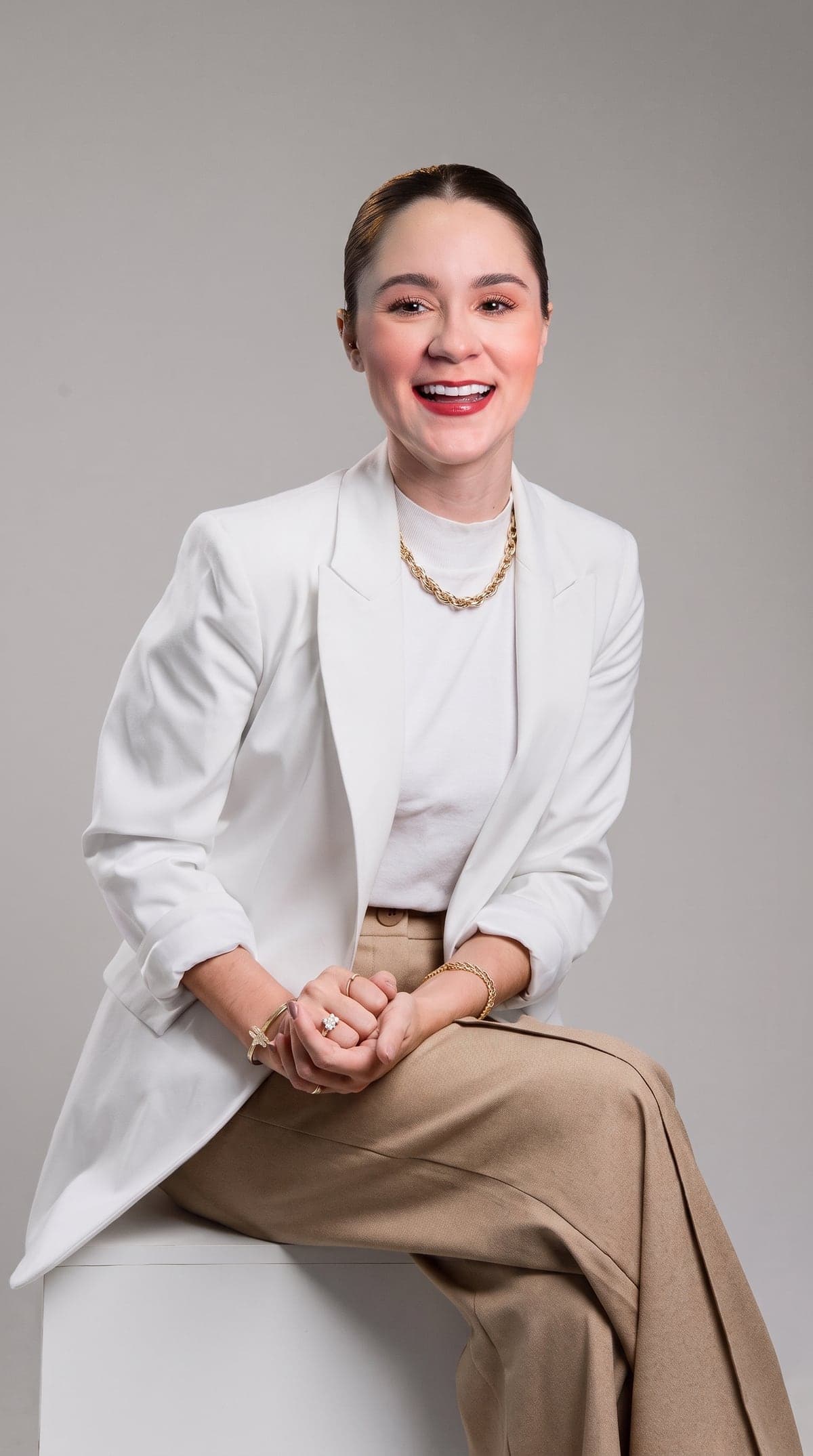 Dra. Karine Brandão, fonoaudióloga especialista em Audiologia Clínica